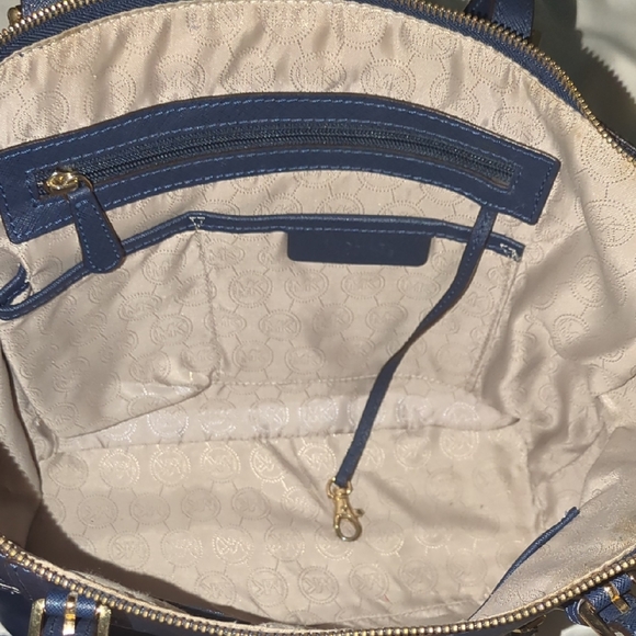 Authentic Michael Kors Dark Blue Tote with Gold Accents Asking Price $70 - Picture 7 of 15